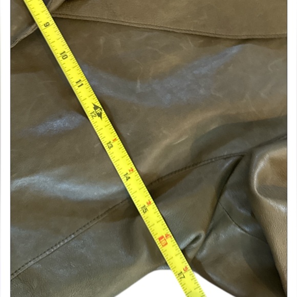 VINCE Saddle Olive Green Leather Jacket Size 6 - Picture 8 of 11